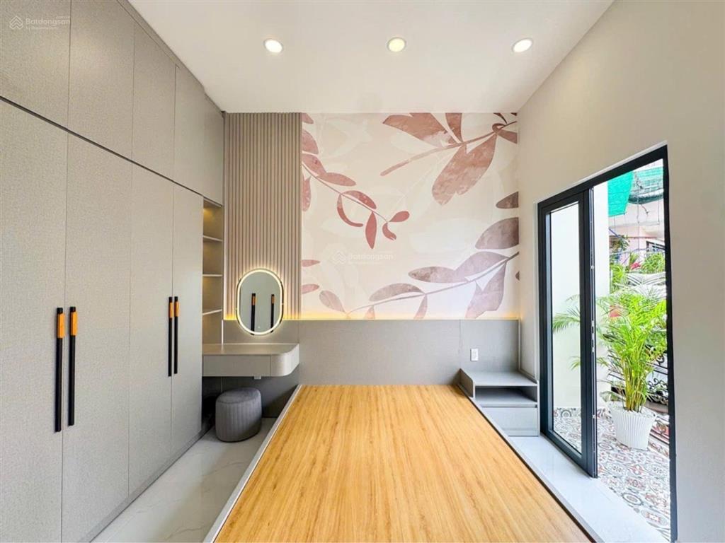 Q7 trần xuân soạn nguyễn thị xiếu  hẻm xe hơi nhà đẹp full nội thất  2 tầng 2pn 4mx8m