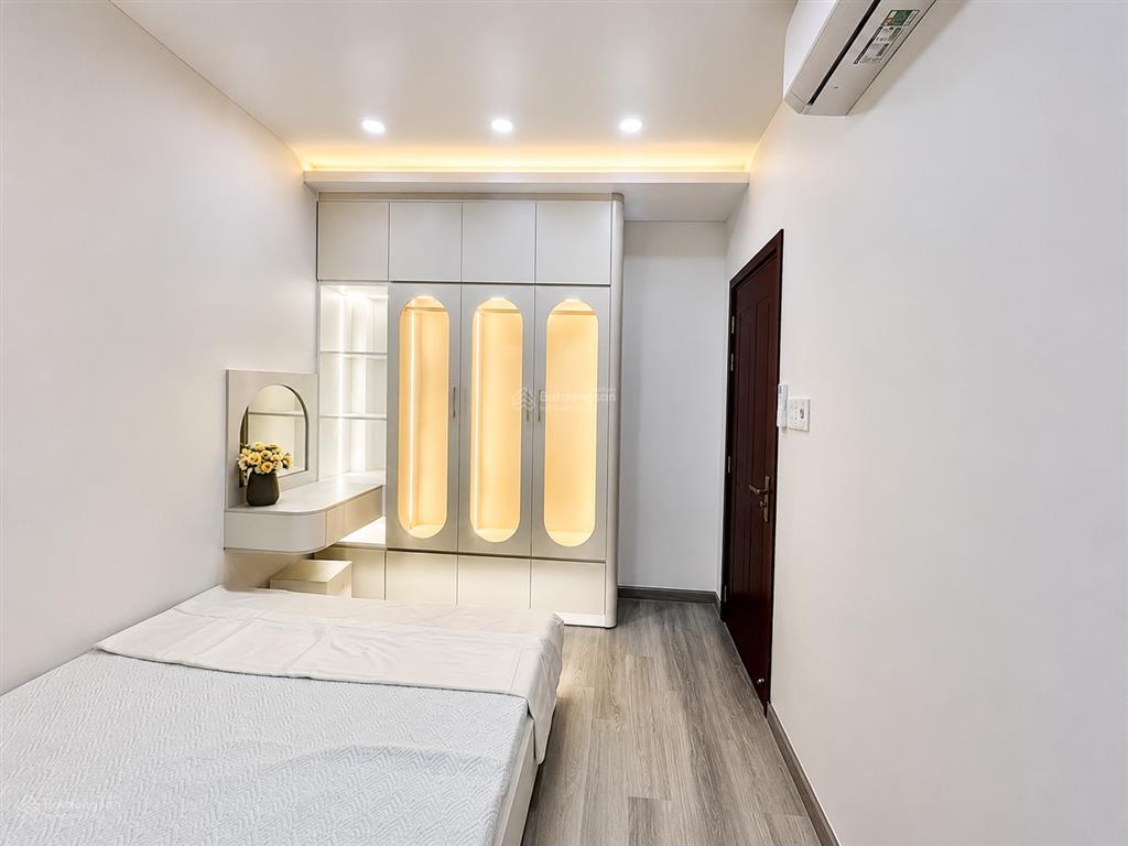4tỷ89  huỳnh tấn phát q7 4.6x92 tầng  2pn  3wc, ban công thoáng mát hẻm thông, khu dân cư đông
