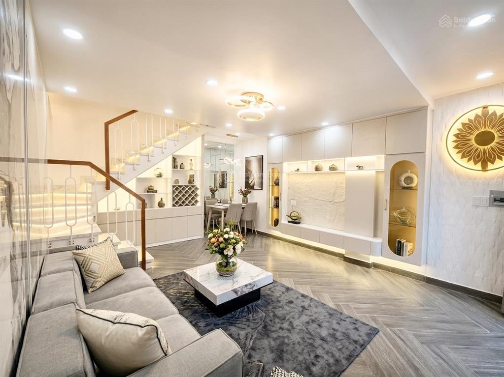 4tỷ89  huỳnh tấn phát q7 4.6x92 tầng  2pn  3wc, ban công thoáng mát hẻm thông, khu dân cư đông