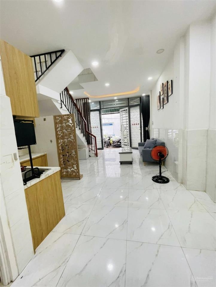 Sát đường ô tô  âu dương lân q8 37.1m² 4.68 tỷ 4.5m x 8.5m, nở hậu nhẹ 2 tầng  2pn 2wc