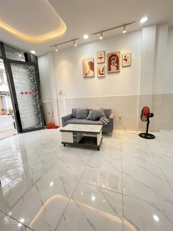 Sát đường ô tô  âu dương lân q8 37.1m² 4.68 tỷ 4.5m x 8.5m, nở hậu nhẹ 2 tầng  2pn 2wc
