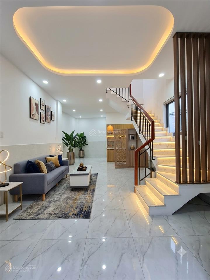 Sát đường ô tô  âu dương lân q8 37.1m² 4.68 tỷ 4.5m x 8.5m, nở hậu nhẹ 2 tầng  2pn 2wc