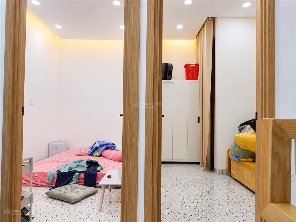 Hẻm ô tô  dương bá trạc p1 q8 1 căn ra mặt tiền full nội thất cao cấp