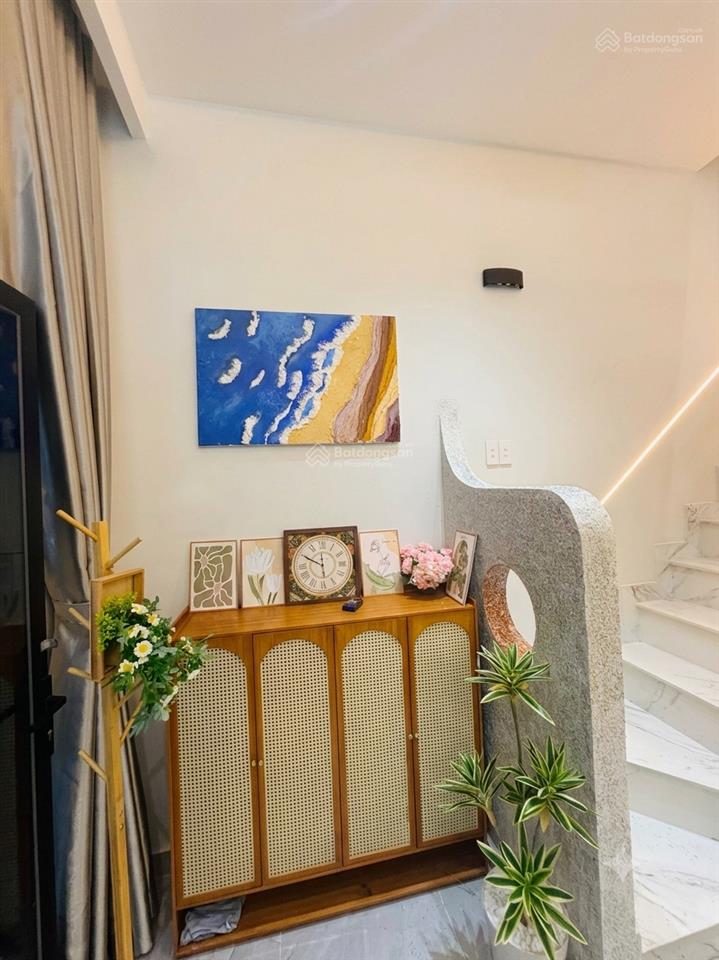 Nhà mới dương bá trạc, p.1, quận 8  dtsd 45.2m2, 2 tầng 2pn