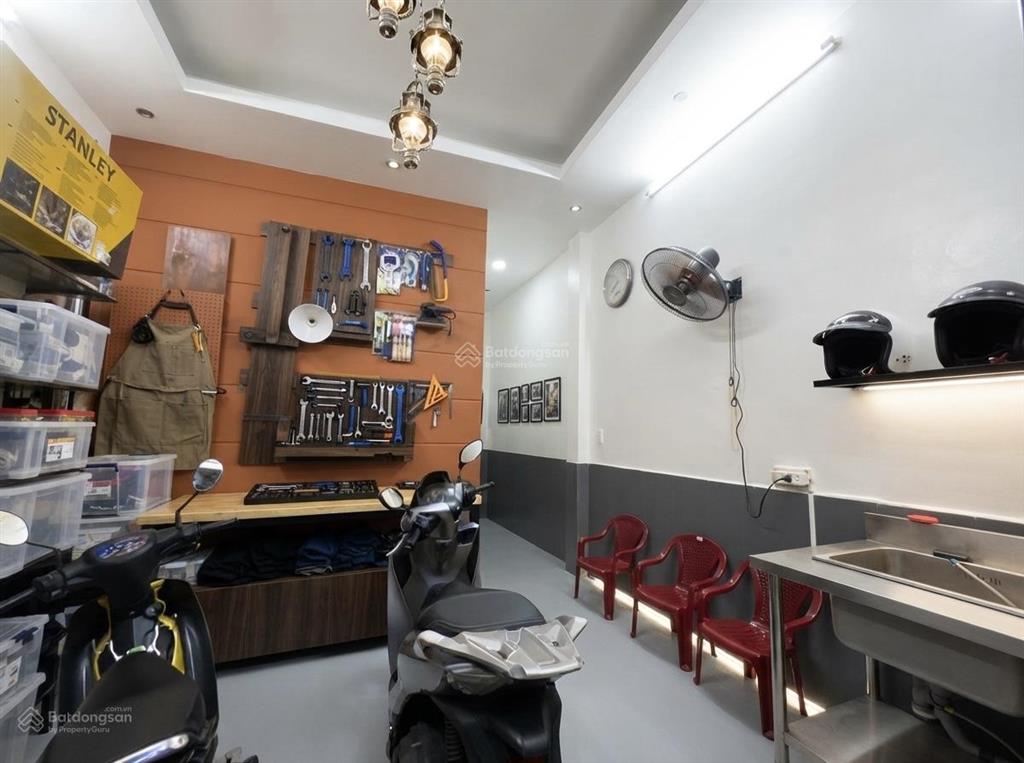 Chỉ 5,3 tỷ nhà lâm văn bền, quận 7 ô tô đậu sát nhà dtsd 95,3m²  2 tầng 4pn