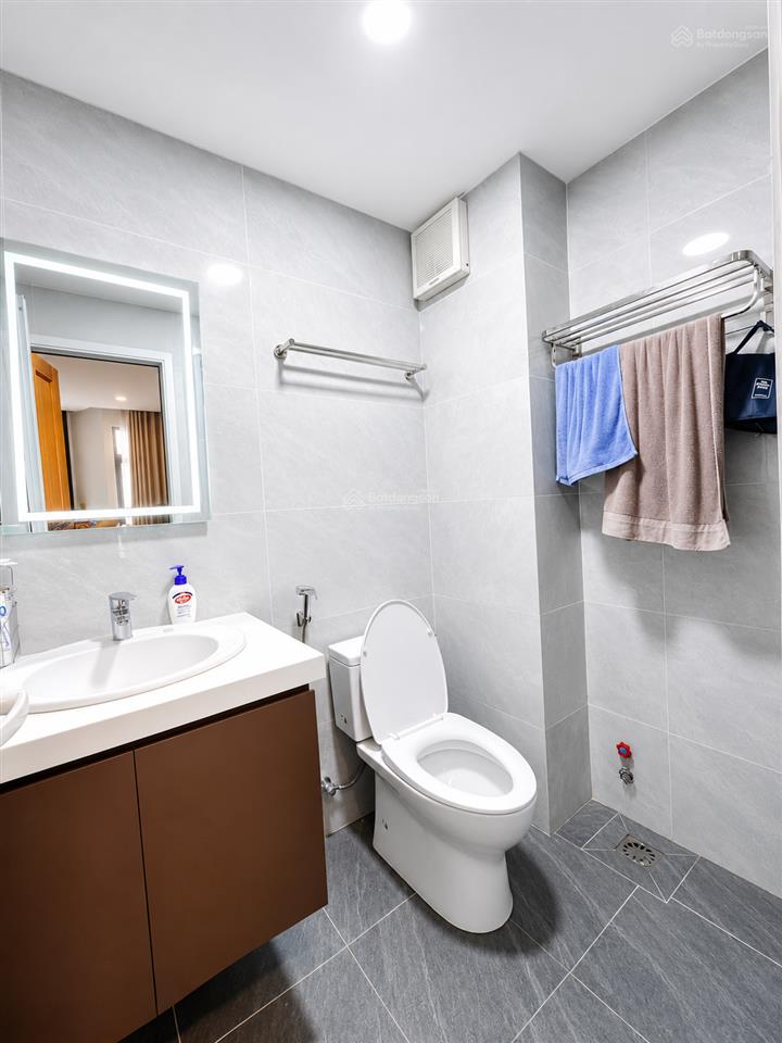 Sát mặt tiền tân vĩnh, quận 4 oto đậu cửa 4 tầng btct 4 7m dtsd 99.2m2 chỉ 8tỷ75