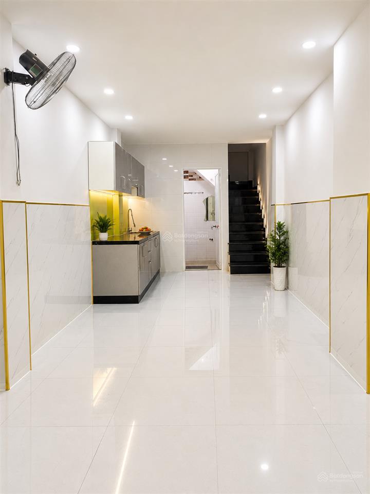 Quận 4  otô đổ sát nhà  5tầng 3pn  chỉ 6,5 tỷ dt 3.1 13m (cn 37.7m), dtsd 137m