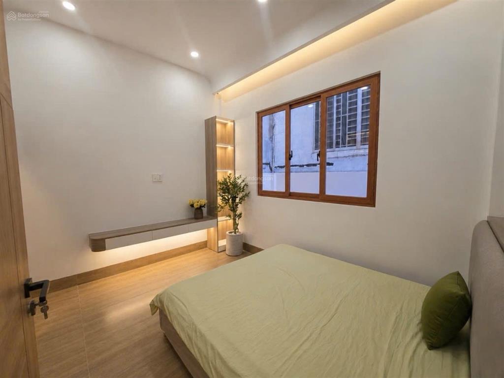 Nhà bèđặng nhữ lâm4x18m 3pn có 1 phòng ngủ dưới trệt 5tỷ15 full nội thất cao cấp, ở ngay
