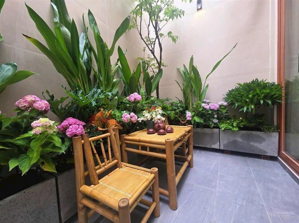 Nhà bèđặng nhữ lâm4x18m 3pn có 1 phòng ngủ dưới trệt 5tỷ15 full nội thất cao cấp, ở ngay