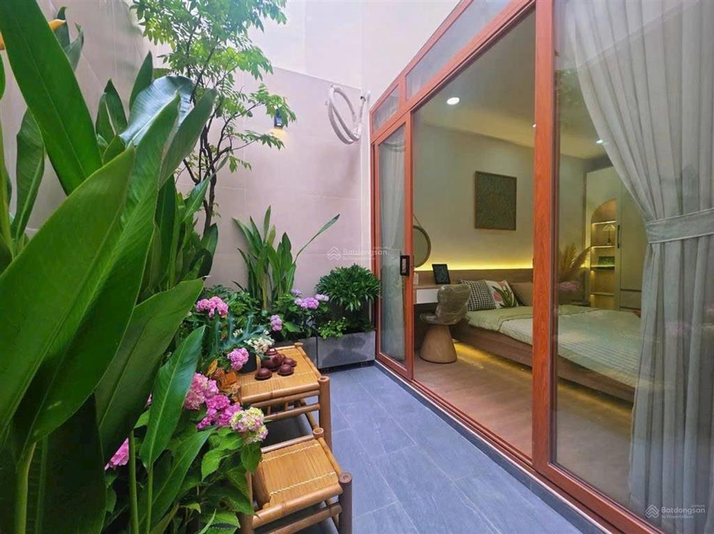 Nhà bèđặng nhữ lâm4x18m 3pn có 1 phòng ngủ dưới trệt 5tỷ15 full nội thất cao cấp, ở ngay
