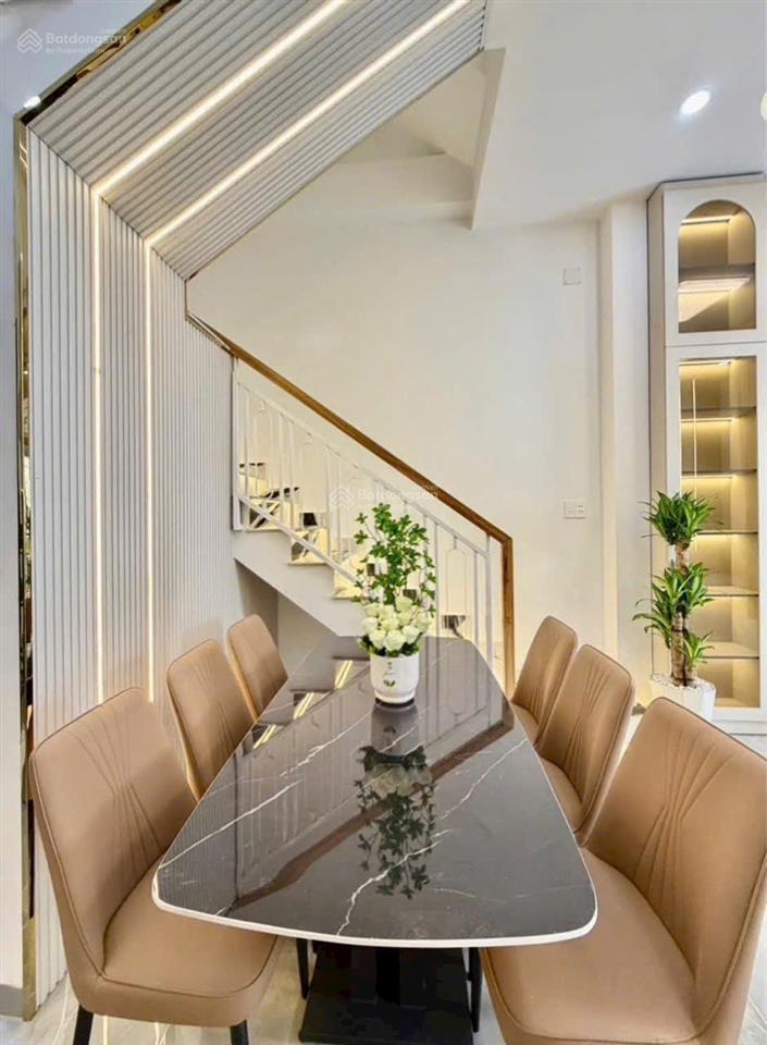 Huỳnh tấn phát  sát mặt tiền  nhà mới 4 tầng 3pn  full nội thất  5 x 9m