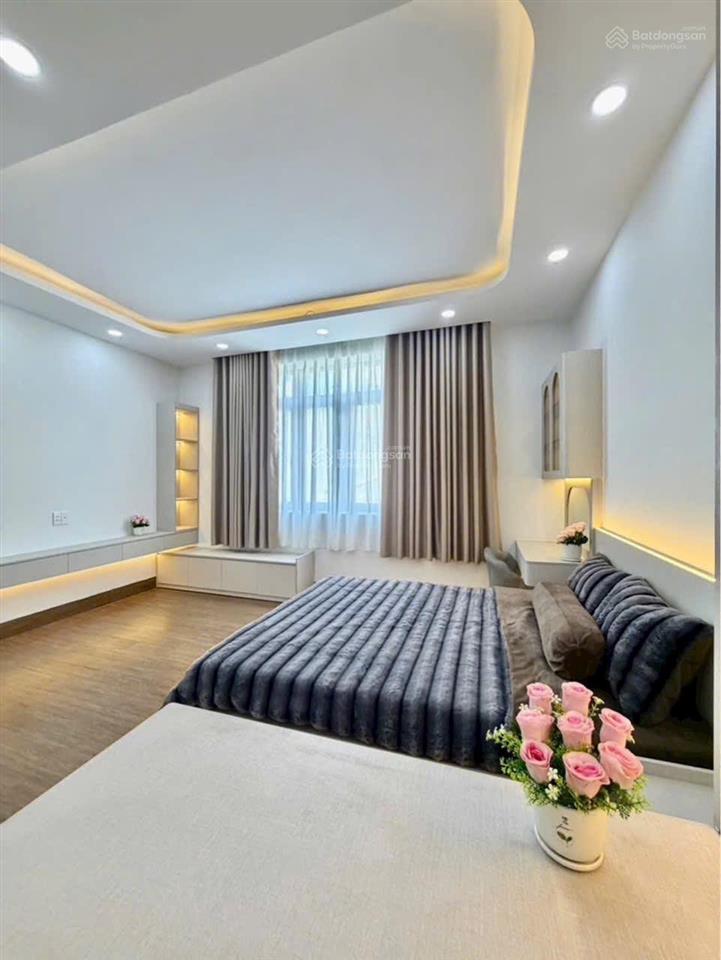 Huỳnh tấn phát  sát mặt tiền  nhà mới 4 tầng 3pn  full nội thất  5 x 9m