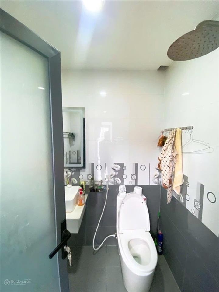 Ô tô vf3 vào nhà  3 tầng  5pn 5wc sát phú mỹ hưng  huỳnh tấn phát 91,1m (4,7 x 21m)