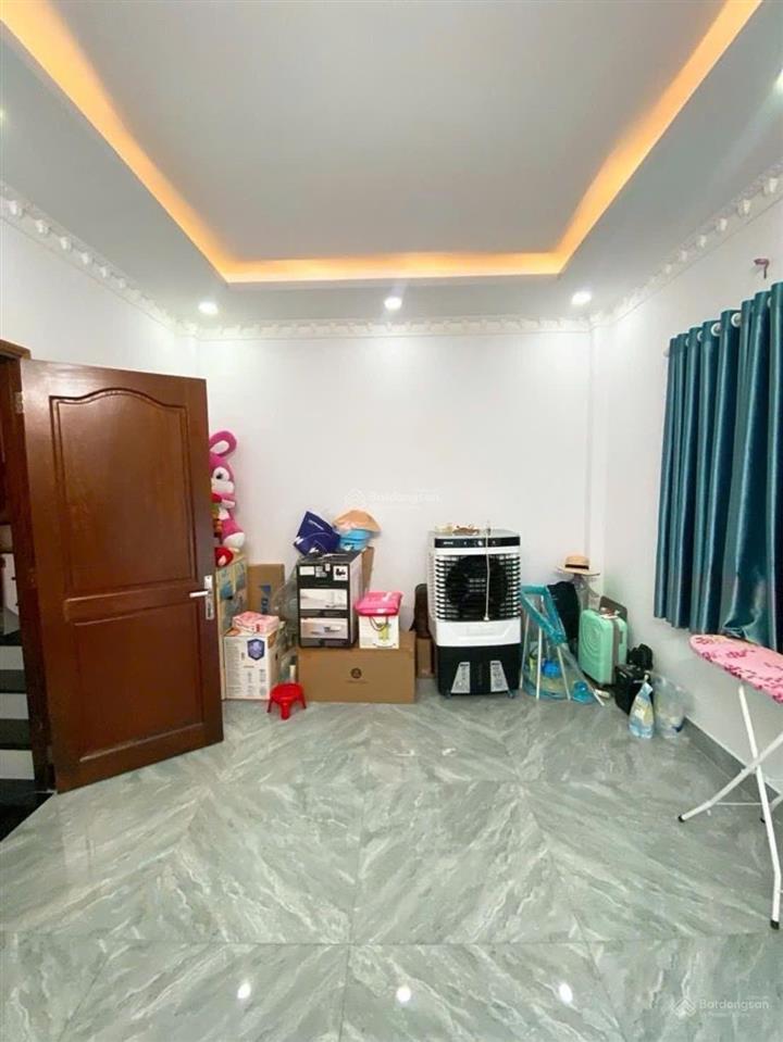 Ô tô vf3 vào nhà  3 tầng  5pn 5wc sát phú mỹ hưng  huỳnh tấn phát 91,1m (4,7 x 21m)