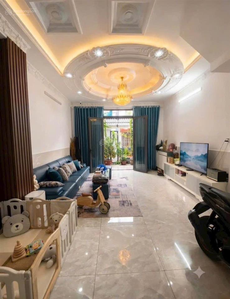 Ô tô vf3 vào nhà  3 tầng  5pn 5wc sát phú mỹ hưng  huỳnh tấn phát 91,1m (4,7 x 21m)
