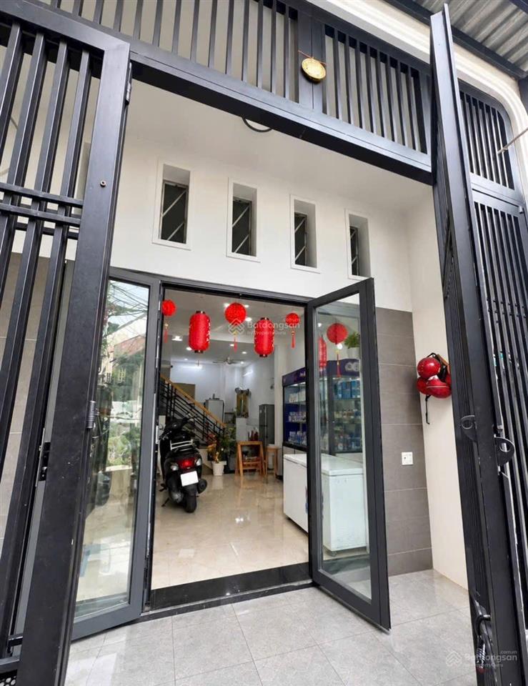 Cách mt dương bá trạc q8 50m 4.99 tỷ(tl tốt) 4x11m (43m) 1 trệt 2 lầu btct 4pn