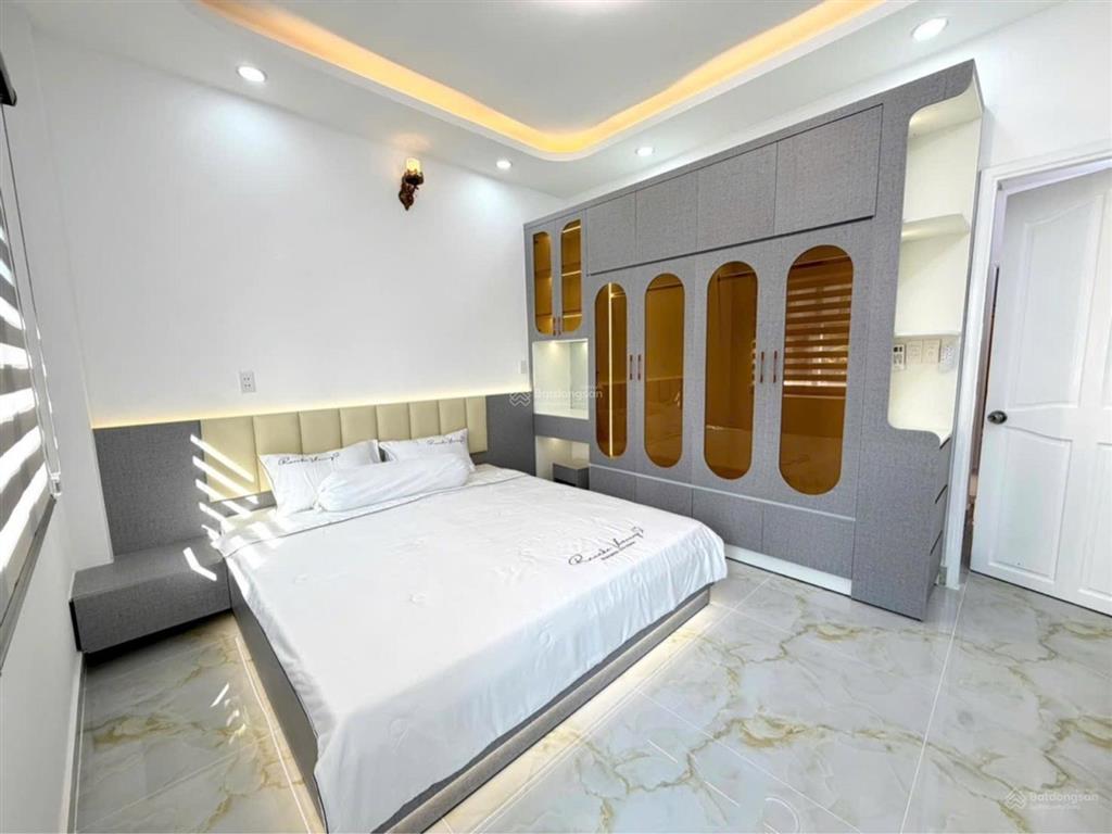 Mặt tiền hẻm huỳnh tấn phát 4m 4 12m1 trệt, 2 lầu, sân thượng 3pn 3wc phòng thờ tặng full nt