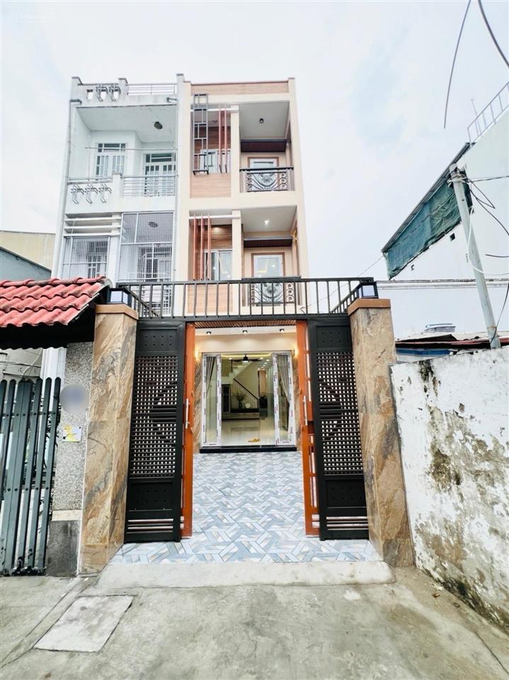 Q8 hẻm oto vào sát nhà 4 tầng 7 phòng ngủ 85.9m 3,6x 22,5m, nở hậu nhẹ