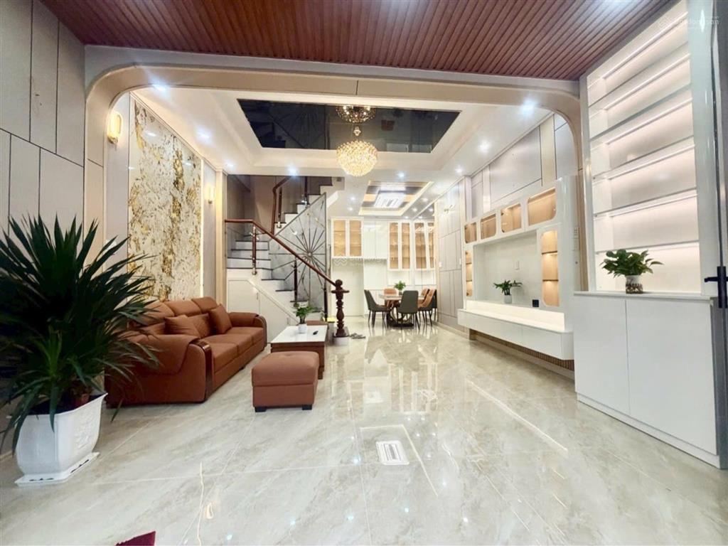 Huỳnh tấn phát nhà đẹp  ngang 5m, 3 tầng, 4pn  450m (5x10m) full nội thất