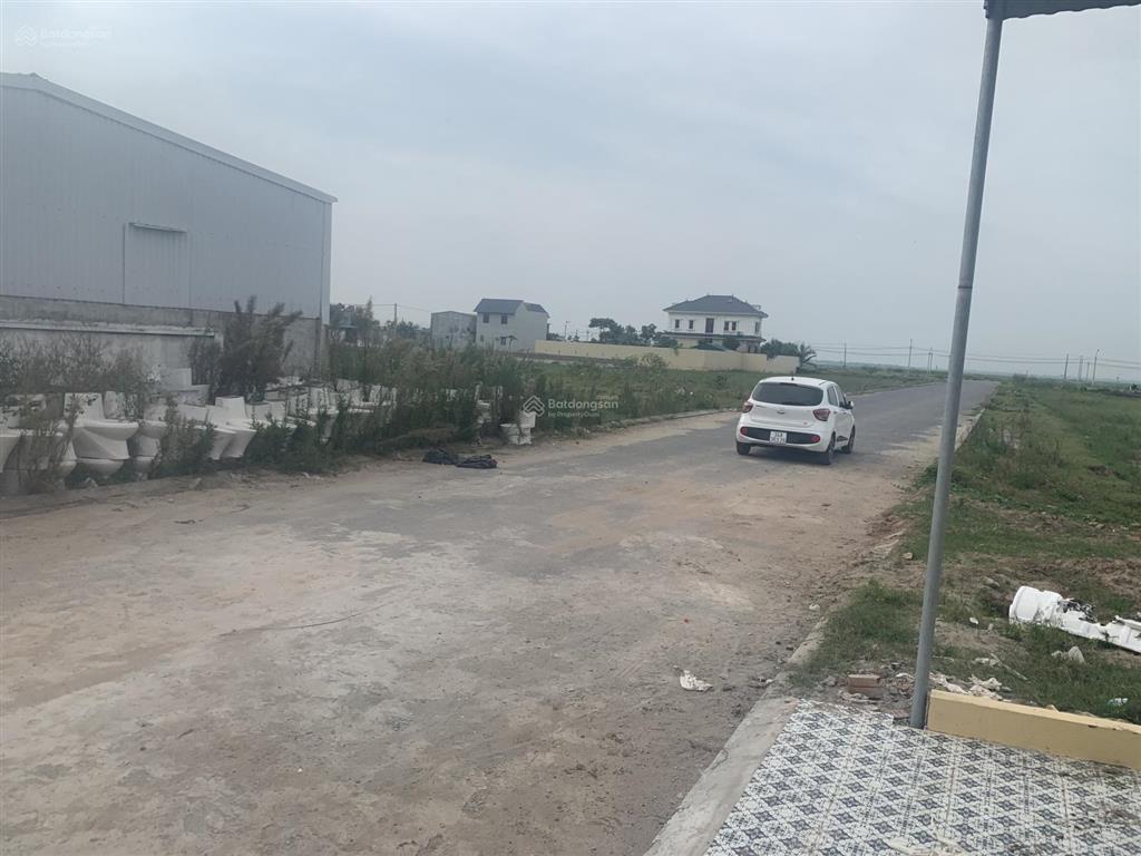 215m2 đông lâm1 tiền hải. đường trước đất 13m. cách đường ven biển 300m. ngay kcn tiền hải