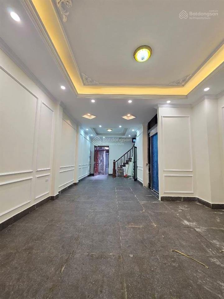Bán nhà phân lô cầu giấy 50,5m2 thang máy, gara ô tô, kinh doanh, giá đầu tư 20 tỷ 0973 980 ***