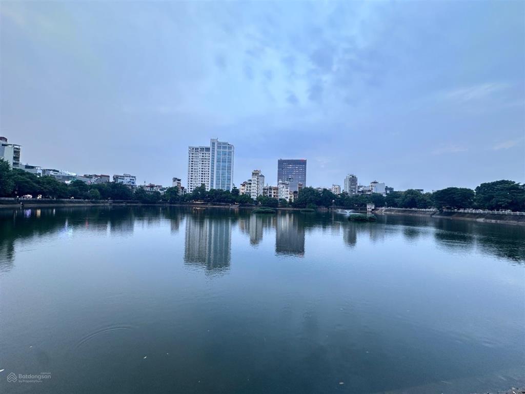 Chủ cần bán gấp nhà mỹ đình, 90m2, 6 tầng thang máy, view hồ, ô tô đỗ cửa, hơn 16 tỷ.