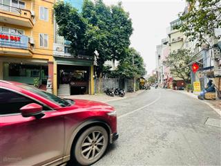 Mặt phố hoàng ngân ,90m 6,5 tầng thang máy,vỉa hè cực rộng. giá 46 tỷ tl.