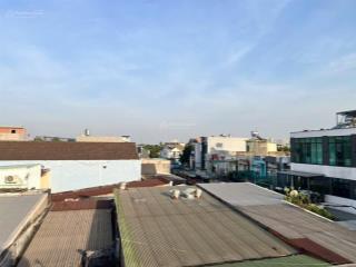 Cho thuê căn hộ cao cấp view bancong, ngay big c, chợ dĩ an