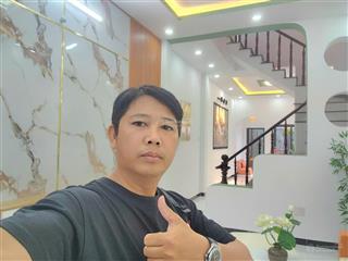 Chị hoa di cư sang mỹ cần bán lại căn nhà 3 tầng dtsd 240m2 full nội thất cao cấp