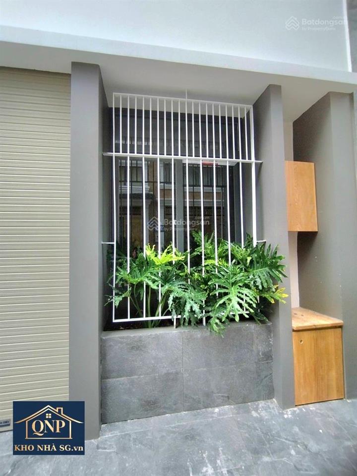 Chỉ 6 tỷ xíu sở hữu ngay siêu phẩm 4 tầng ngang 5m dtsd gần 220m², đường trước nhà 6m, dt 55m²