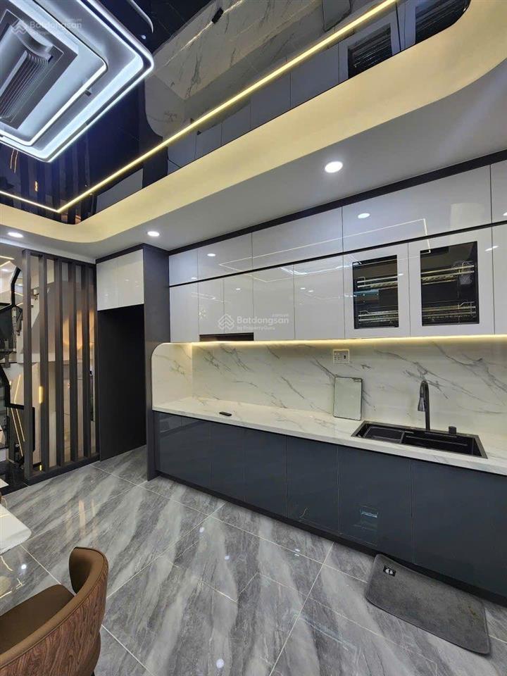 Chỉ 6 tỷ nhỉnh sở hữu ngay siêu phẩm 4 tầng đúc kiên cố dtsd 260m² đường 6m dt 64m²