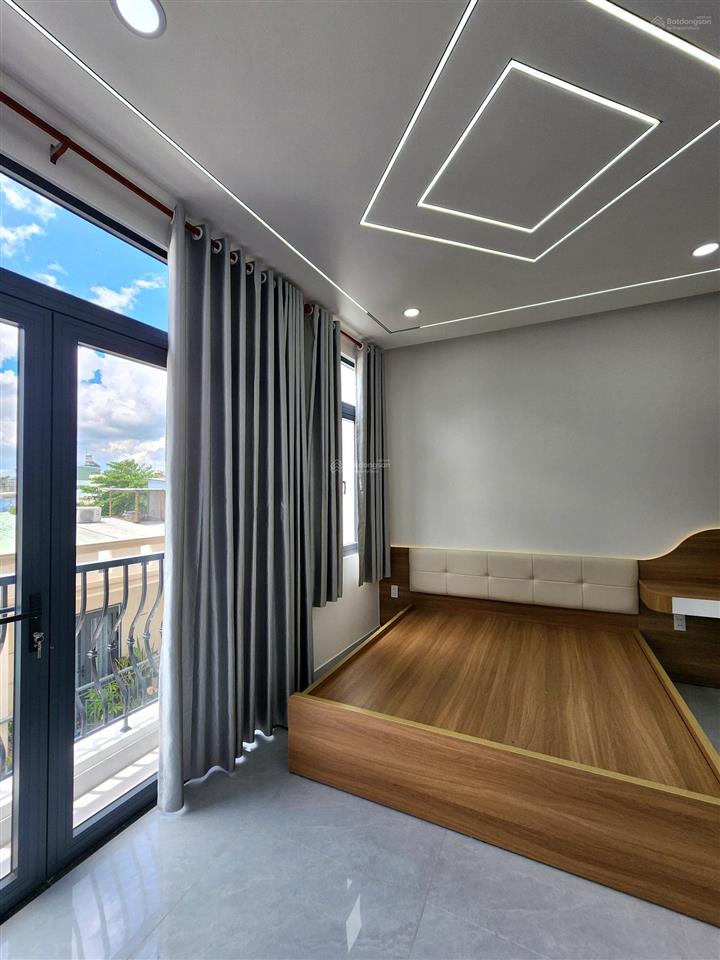 Nhà xây mới dt 74m2, dtsd 320m2 đầy đủ công năng, đúc 5 tầng gần kdc tê.n l.ửa giá hơn 6 tỷ