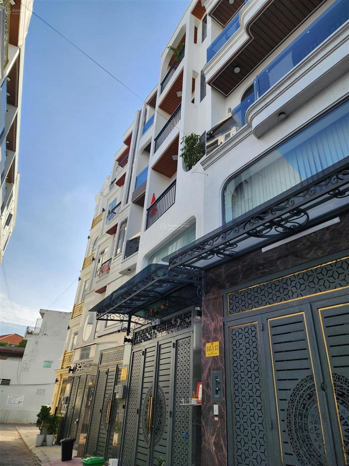 Nhà 4 tầng full nội thất, dt 51m2, dtsd 210m2, đường 6m, trục đường tỉnh lộ 10, giá chỉ 5,4 tỷ