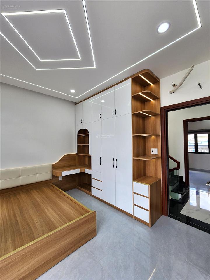 Nhà mới dtsd 220m2 đầy đủ công năng trục tỉnh lộ 10 gần kdc tên lửa dt công nhận 65m2, giá hơn 6 tỷ