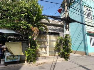 Đất 200m2 full thổ cư nhà cấp 4 tiện xây mới trục tỉnh lộ 10 giá chỉ 10,2 tỷ