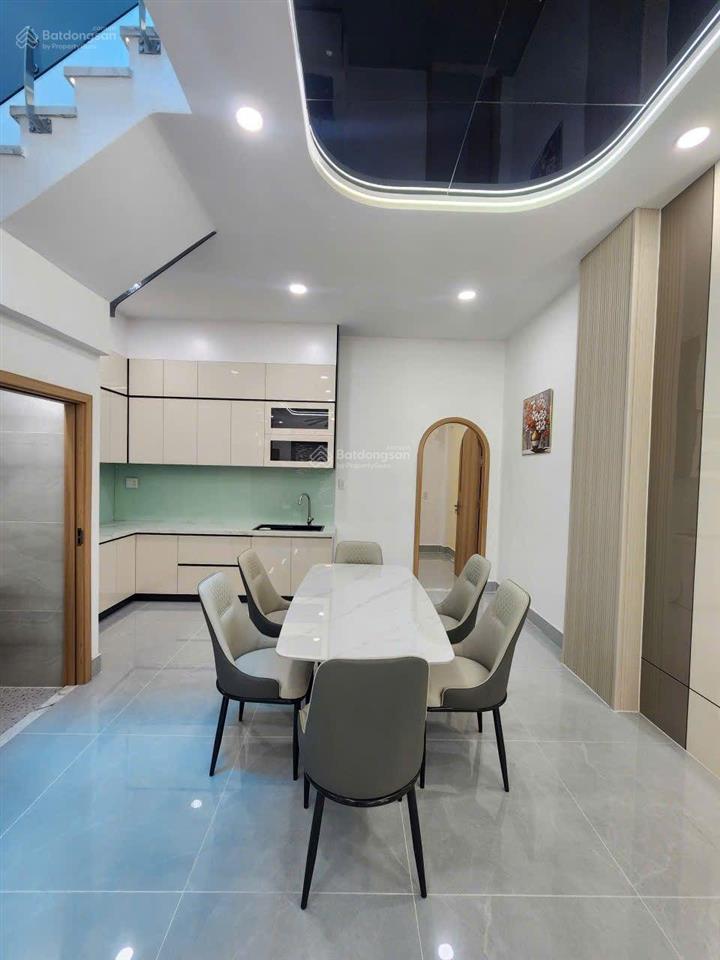 Hương lộ 2, 6,2 tỷ nhà 3pn có pn trệt ngang 5m dt 70m2 đường 6m sổ hồng riêng full nội thất