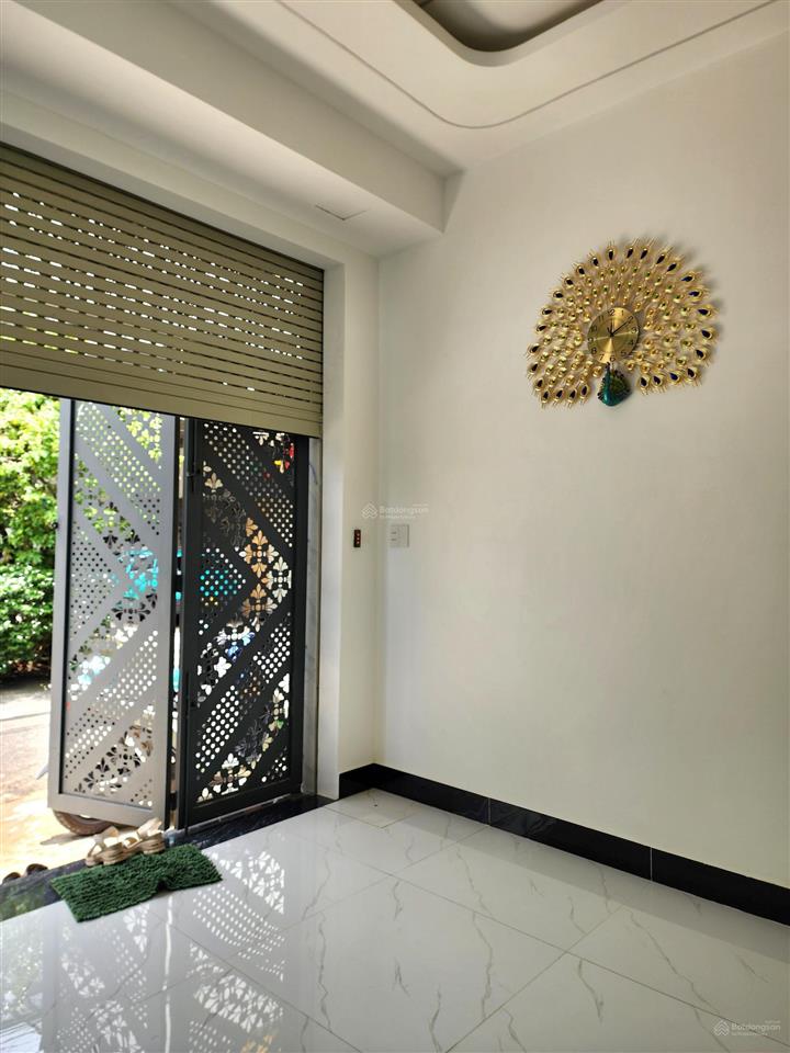 Bán nhà cách mặt tiền nguyễn thị tú, lê trọng tấn vài trăm mét  2 tầng 70m2 mới tinh giá 4.2 tỷ