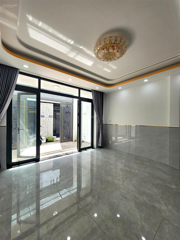 Bán nhà cách mặt tiền nguyễn thị tú, lê trọng tấn vài trăm mét  2 tầng 70m2 mới tinh giá 4.2 tỷ