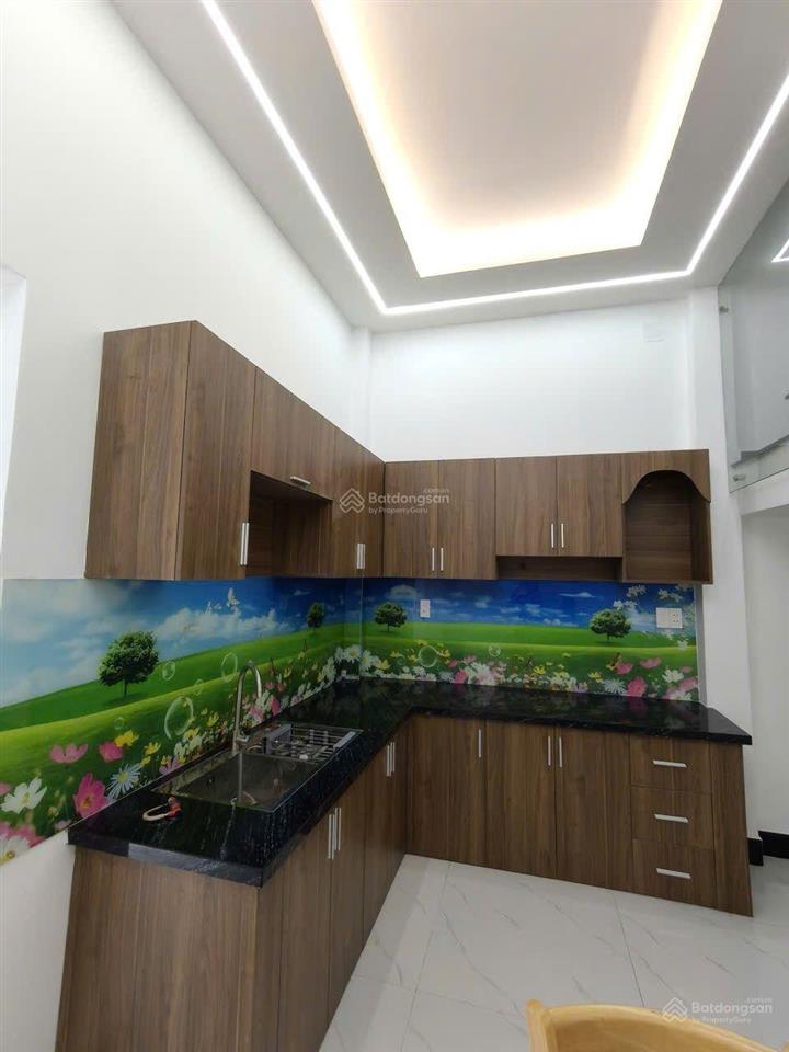 Nhà mới xây, dt 4x14.5 ngay khu trung tâm bình hưng hòa b, khu vực sầm uất đầy đủ tiện nghi
