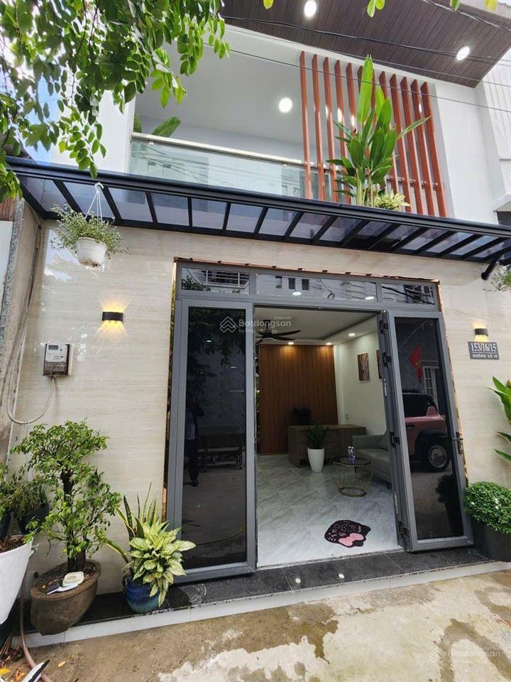 Nhà mới đẹp xinh  hẻm xe tải 8m bon bon  nhà 2 tầng đẹp kiên cố