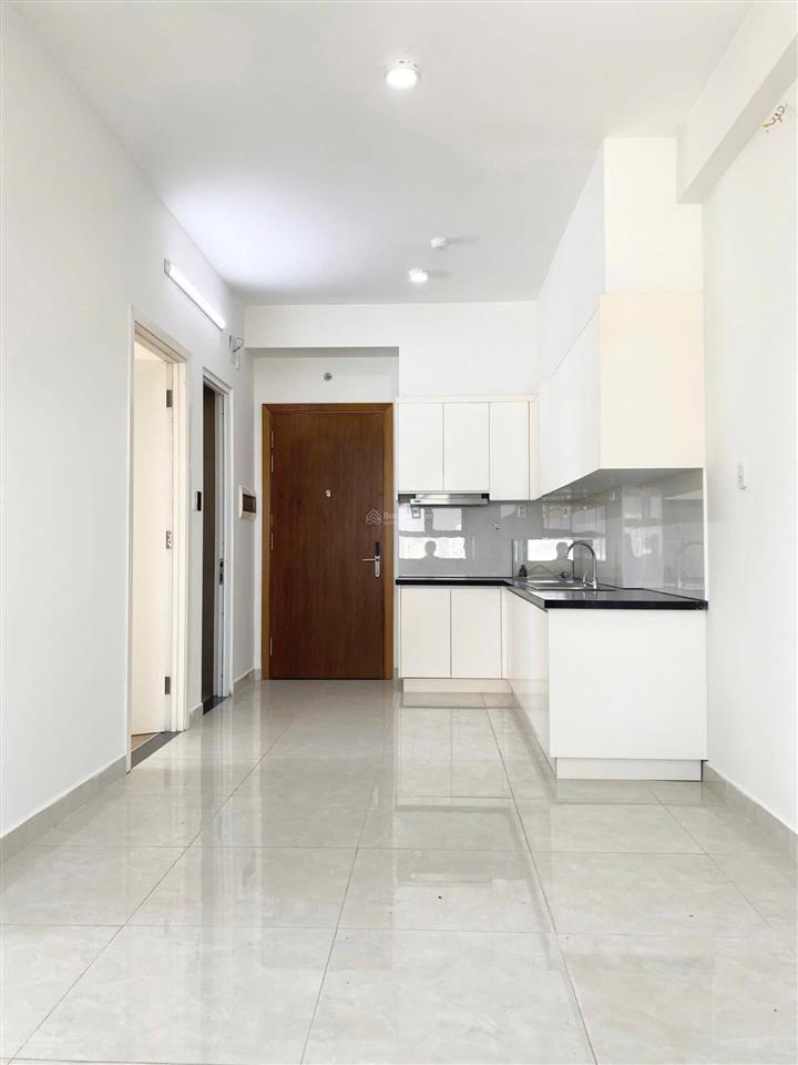 Căn hộ giá rẻ dưới 2tỷ saigon intela ( đang làm sổ đến tầng 6)  nol xem nhà 24/7