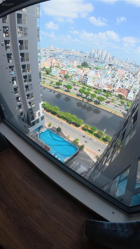 Cho thuê căn hộ daqua 2pn 2wc cơ bản 13.5tr