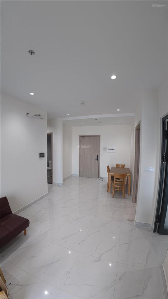 Cho thuê căn hộ daqua 2pn 2wc cơ bản 13.5tr