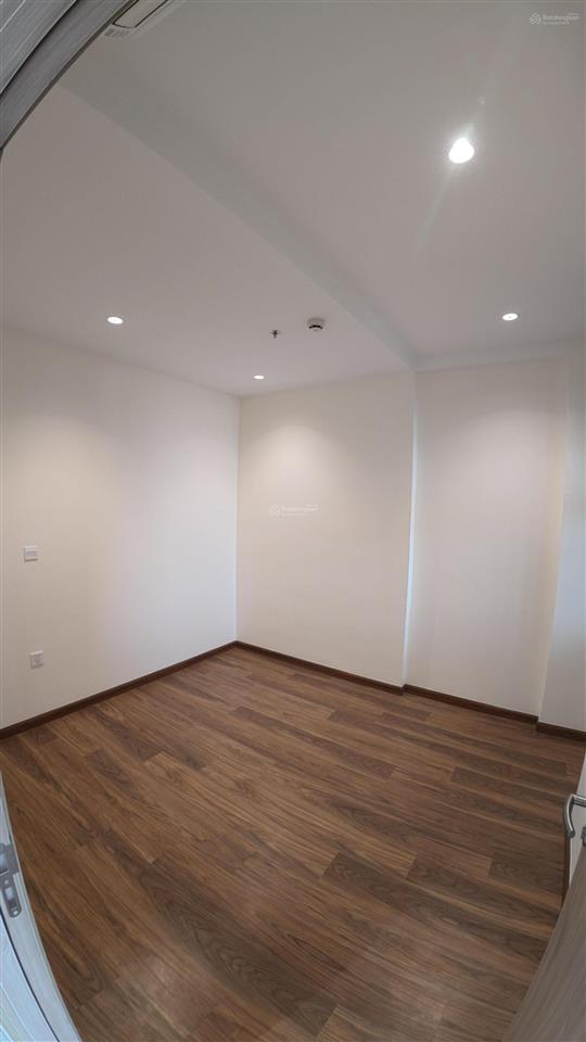 Cho thuê căn hộ daqua 2pn 2wc cơ bản 13.5tr
