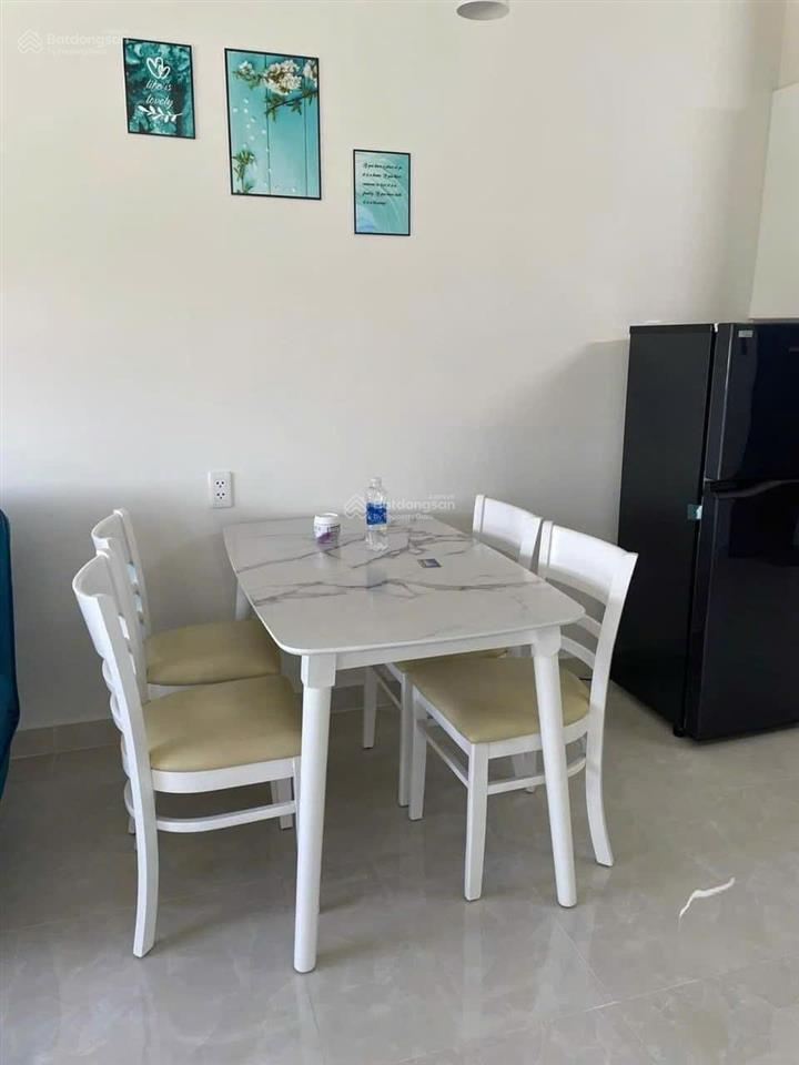 Cho thuê saigon intela trống 5,5tr, full 7tr