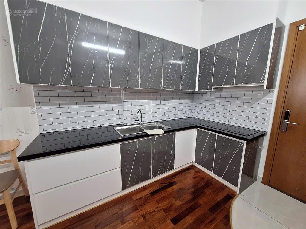 Cho thuê saigon intela trống 5,5tr, full 7tr