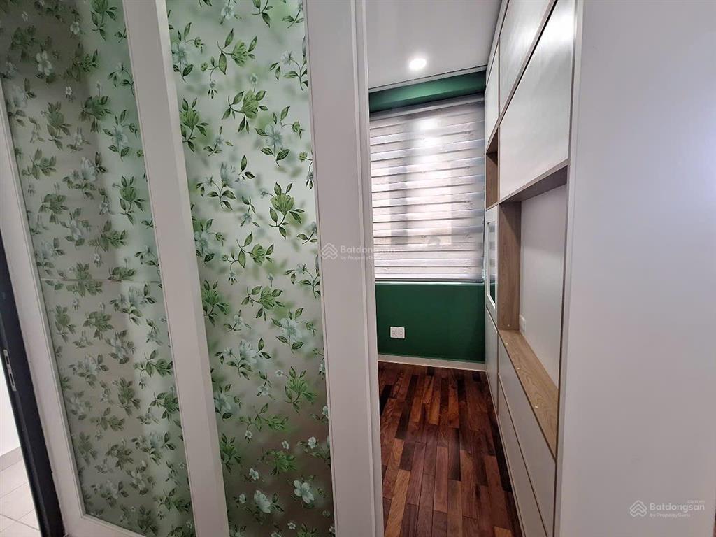 Cho thuê saigon intela trống 5,5tr, full 7tr