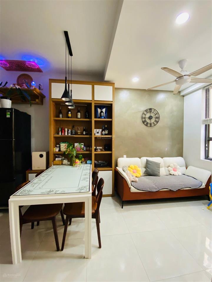 Cho thuê căn 2pn full nội thất sài gòn intela