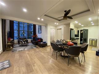 Duplex hiếm tại mulberry lane căn 3 ngủ rộng 187m2 cực đẹp + đã full đồ tầng trung giá 12.8 tỷ