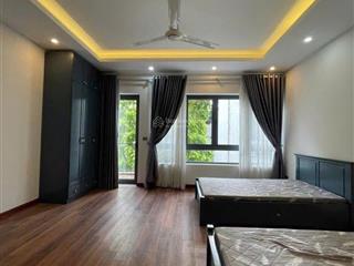 Gđ cần bán nhà phân lô trung tâm đống đa, 40m*5 tầng, vỉa hè, ô tô tránh, kinh doanh, ngõ thông.